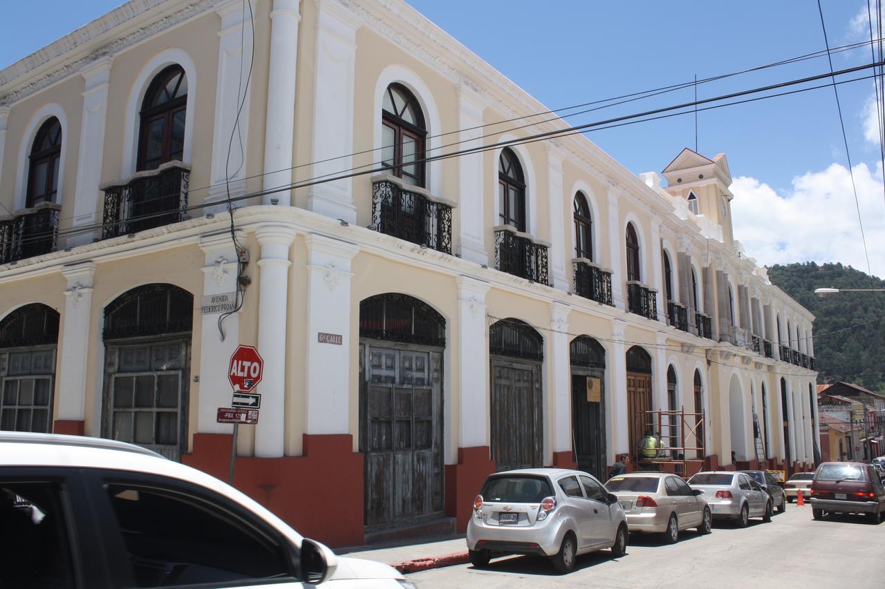 Hotel Casa Del Viajero Quetzaltenango Exterior photo